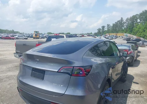 2024 Tesla Model Y Long Range Dual Motor All-Wheel Drive from USA, damaged, VIN 7SAYGAEE8RF178443